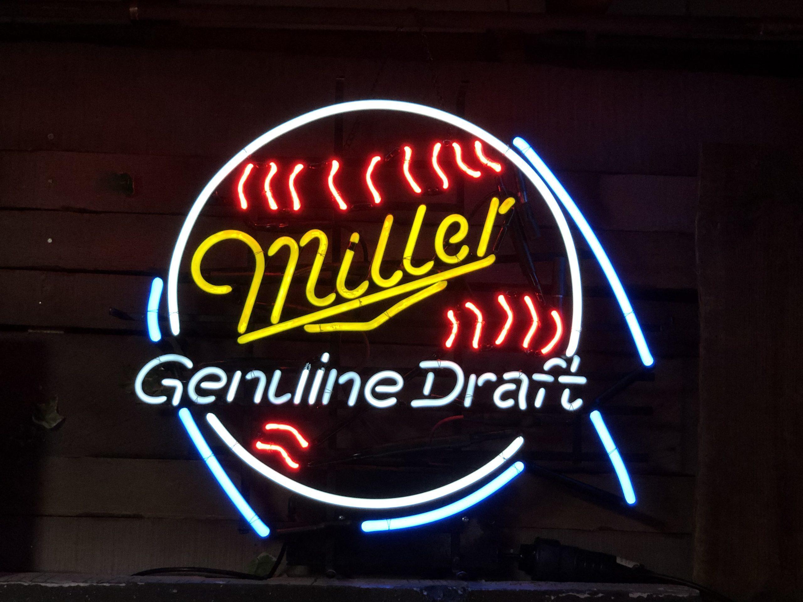 Vergelijken huurling doe niet Miller Genuine Draft Neon Verlichting - Daan Schop Trading